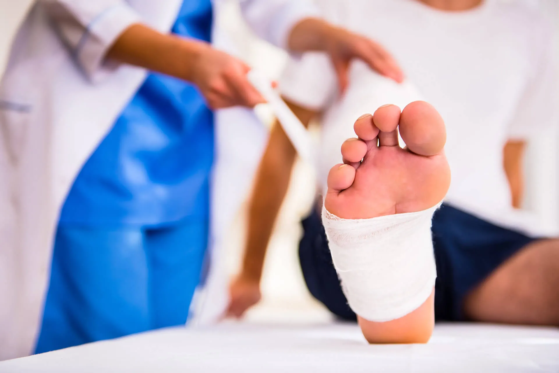 How Hyperbaric Oxygen Therapy (mHBOT) Revolutionizes Wound Care - chronic neuropathy